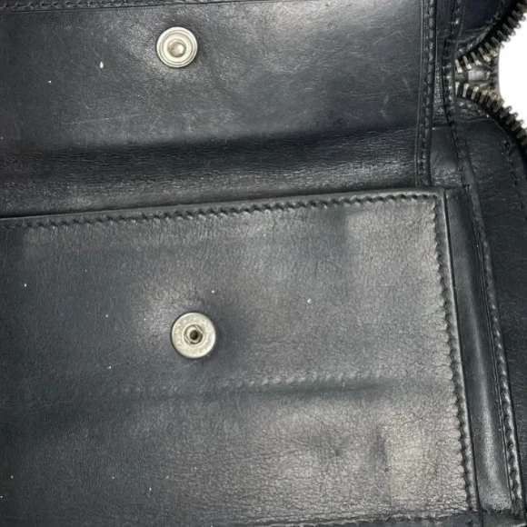 ⭐️Salvatore Ferragamo Black and Gray Wallet - Picture 9 of 11